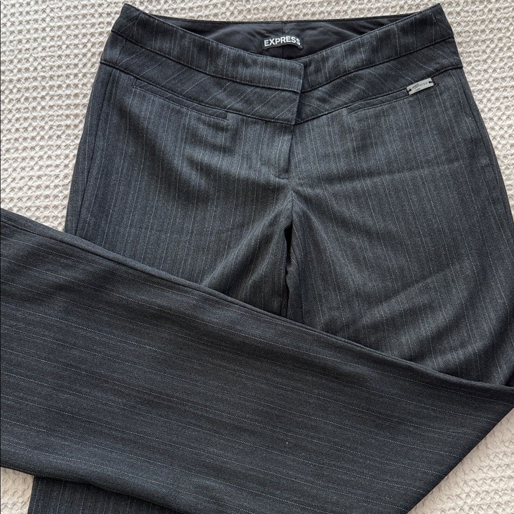 Express Women's Charcoal Pinstripe pants